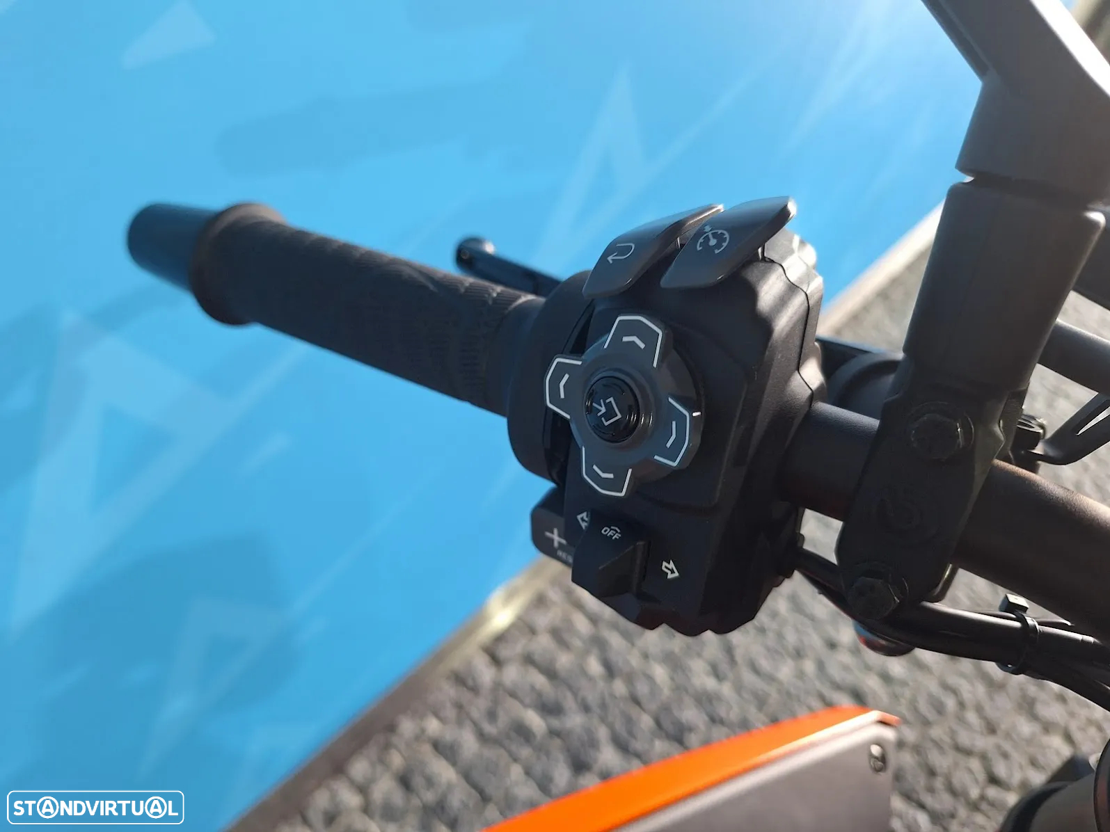 KTM Superduke 1390 R - 8