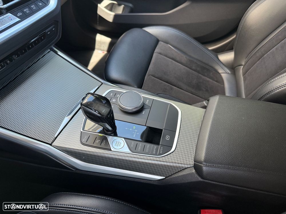 BMW 320 d Pack M Auto - 22