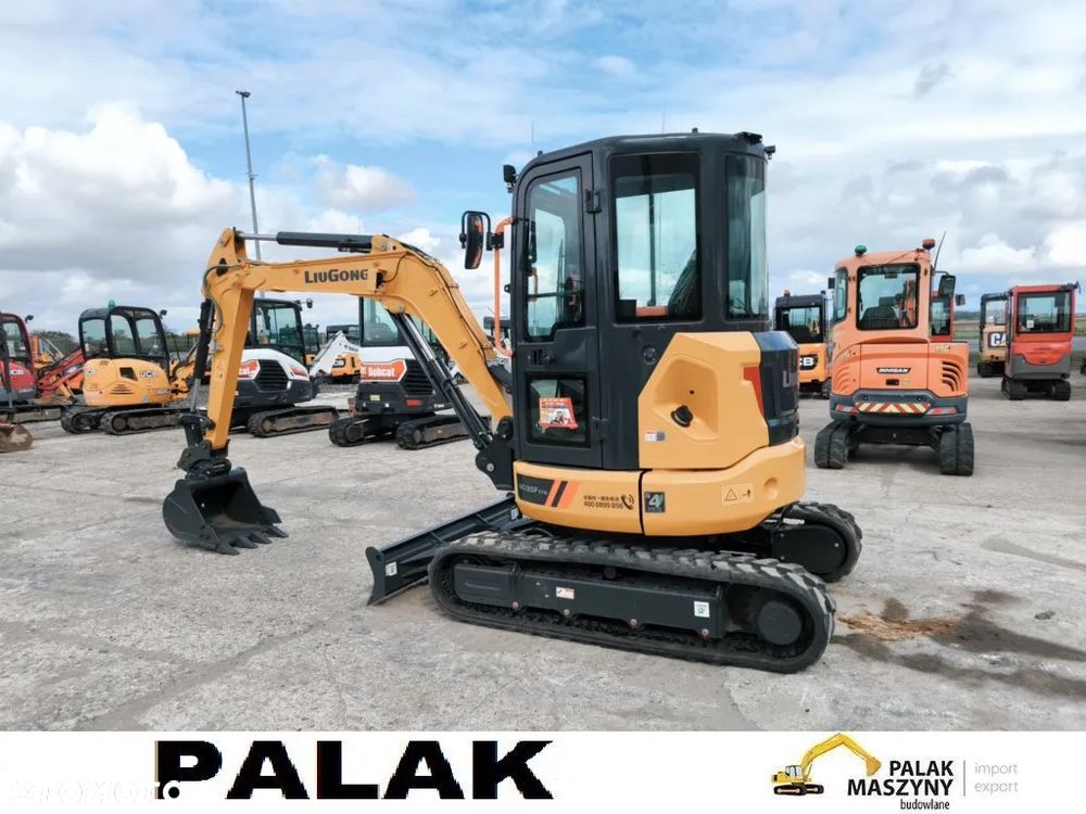 Liu Gong Mini koparka LIU GONG  9035 FZTS  ,NOWA ,  2026 rok nie mylić   JCB - 7