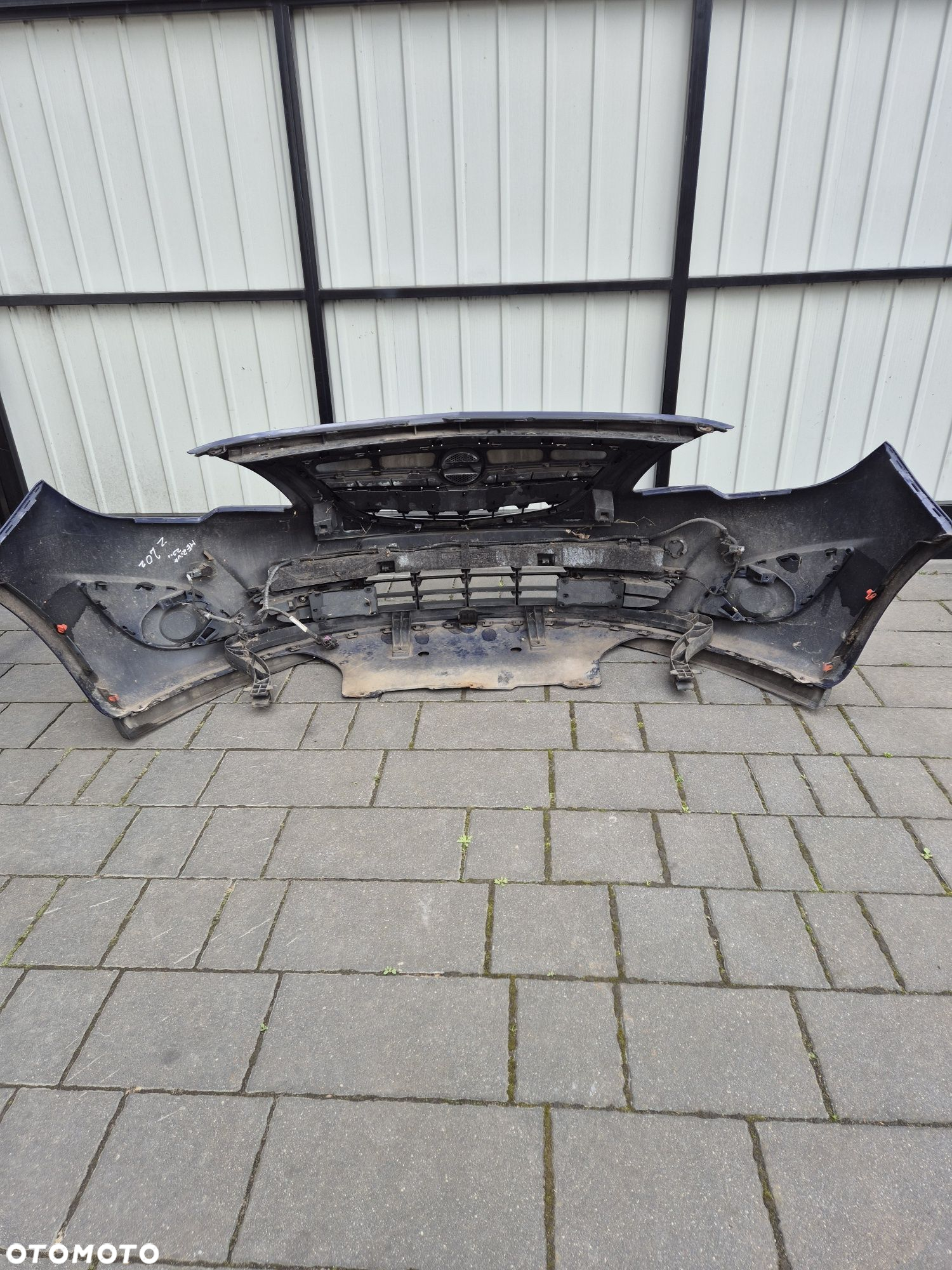 Zderzak przód przedni Opel Meriva B rok 11 kod lak Z20Z 4xpdc - 5
