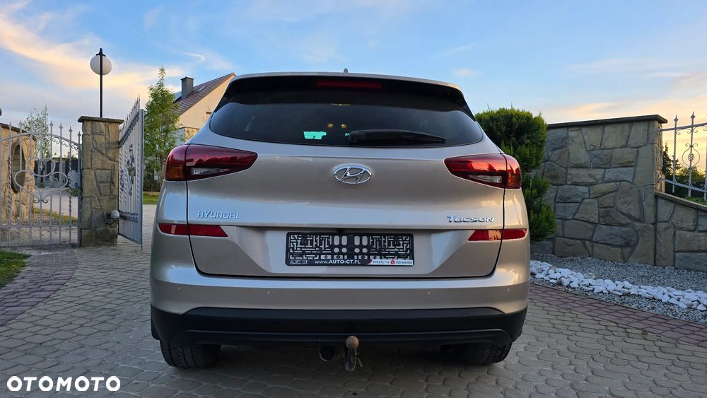 Hyundai Tucson 1.6 GDi 2WD Select - 23