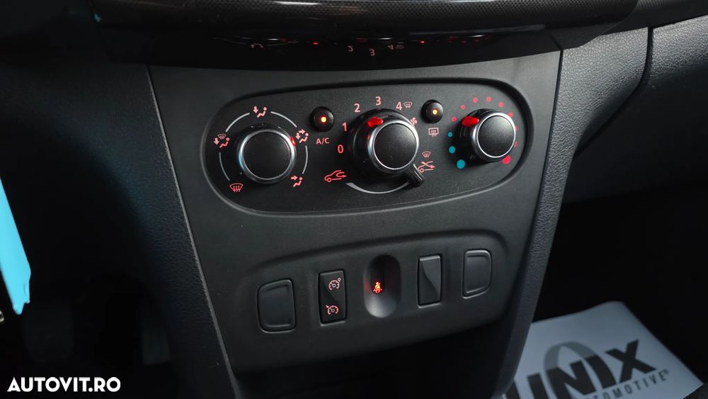 Dacia Sandero SCe 75 Comfort - 23