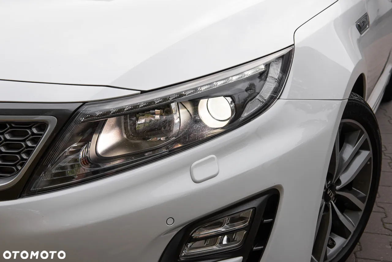 Kia Optima - 38