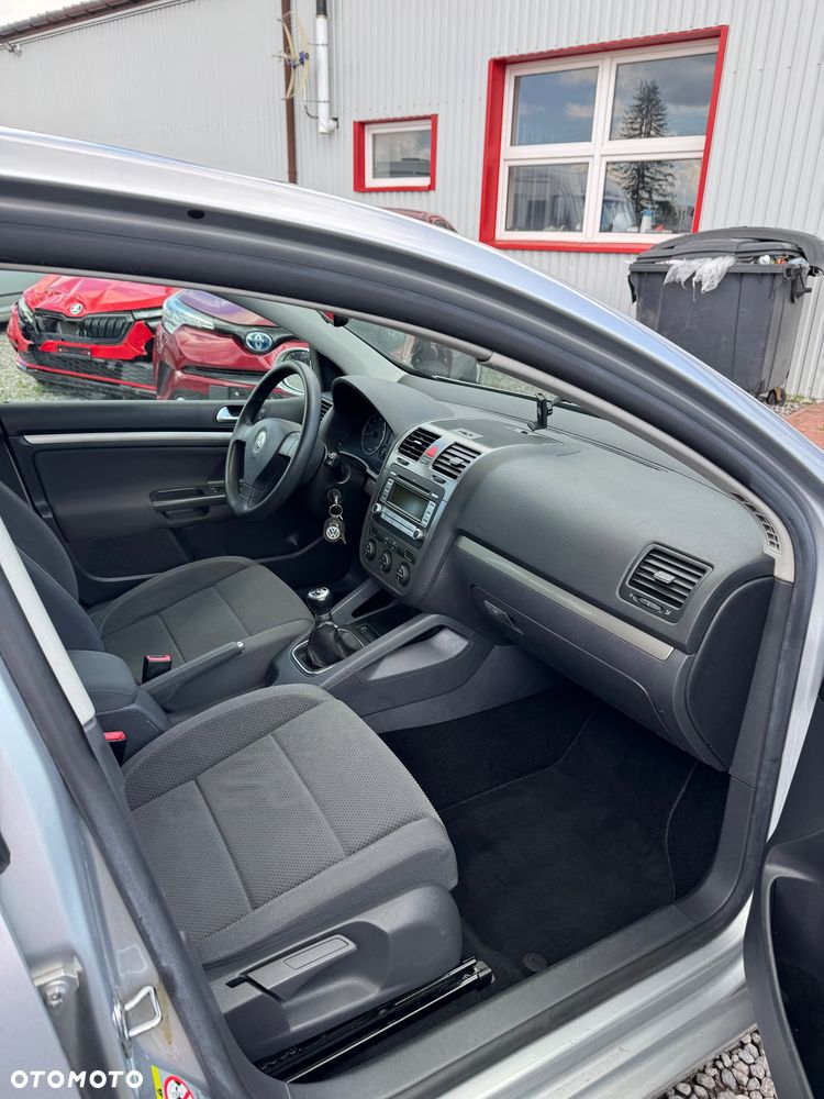 Volkswagen Golf 2.0 FSI 4Motion Comfortline - 6