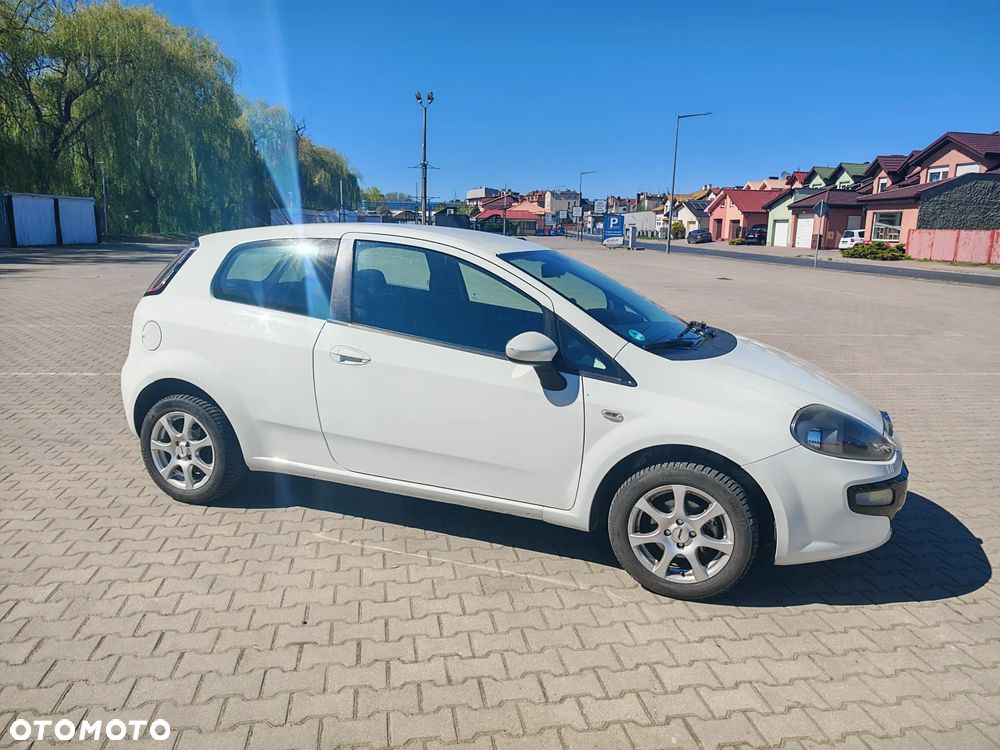 Fiat Punto Evo 1.4 8V Dynamic Euro5 - 3