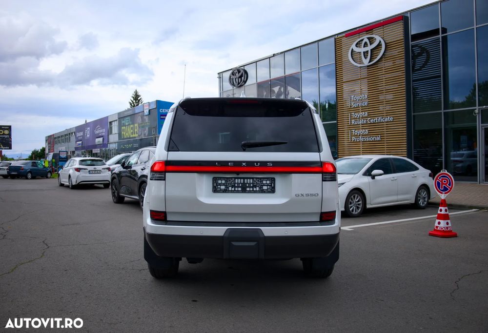 Lexus Seria LX - 10