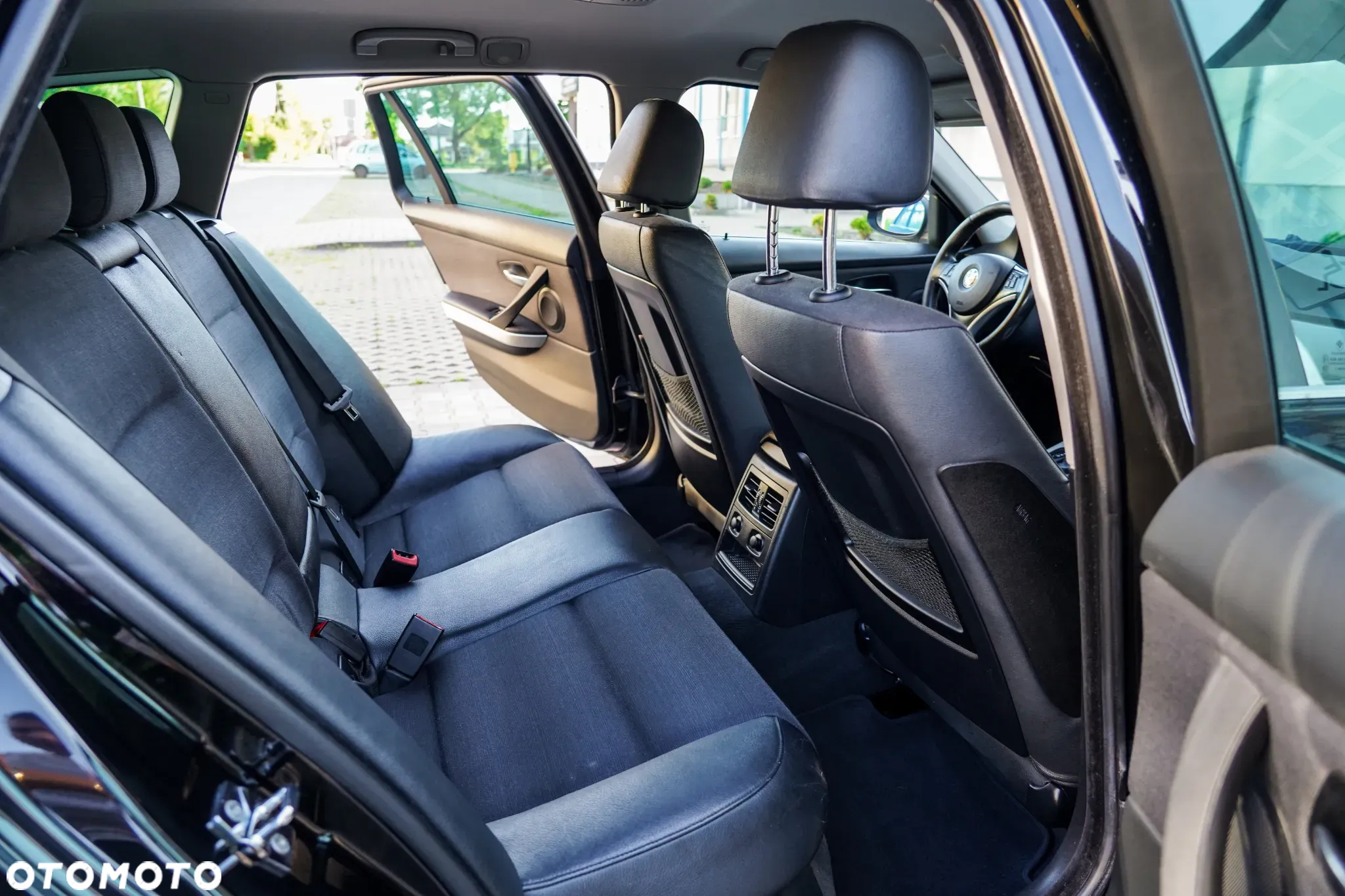 BMW Seria 3 - 25