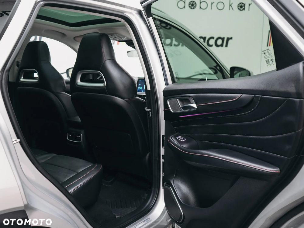 MG HS PHEV Luxury - 30