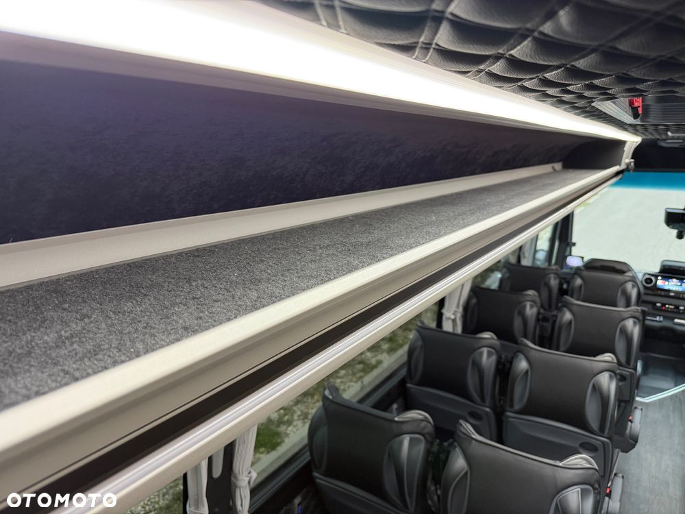Mercedes-Benz Sprinter 519 - 33