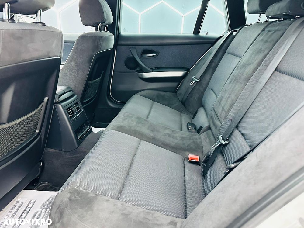 BMW Seria 3 318d Sport Line - 16