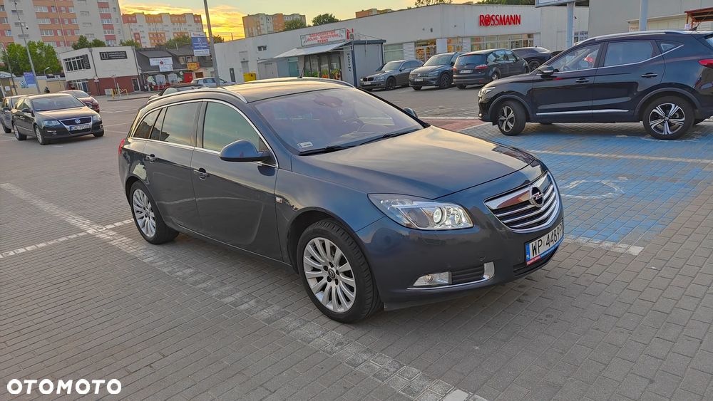 Opel Insignia 1.6 T Cosmo - 1
