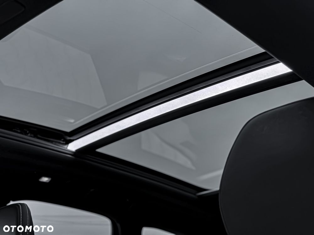 Volvo XC 60 B4 D Ultimate Dark - 28