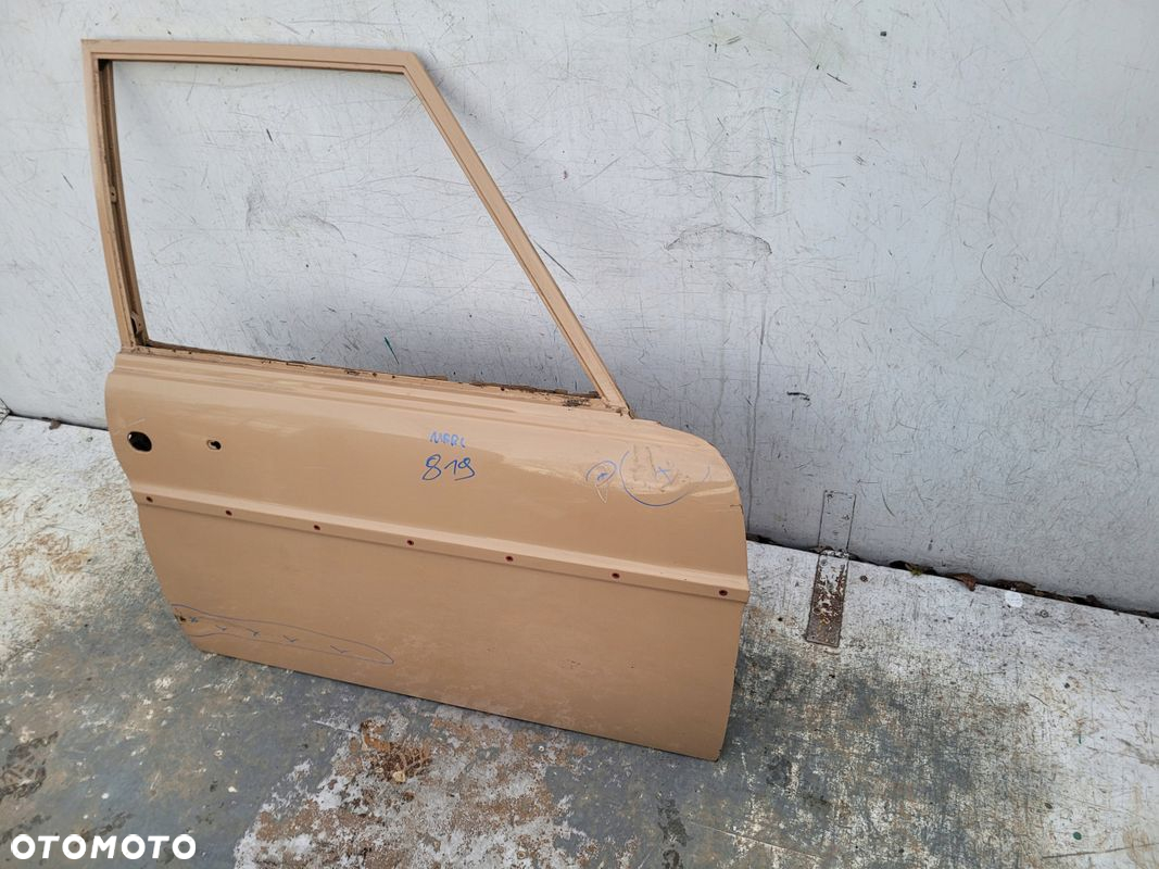 Mercedes W114 W115 drzwi prawe przednie przód - 4
