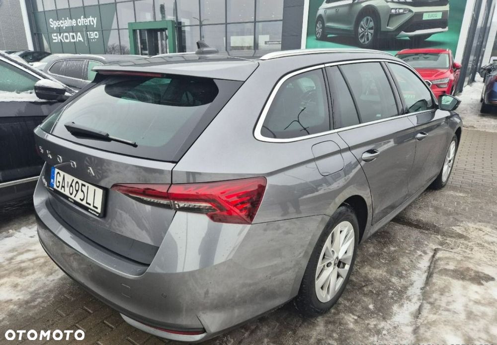 Skoda Octavia 1.5 TSI Selection - 5