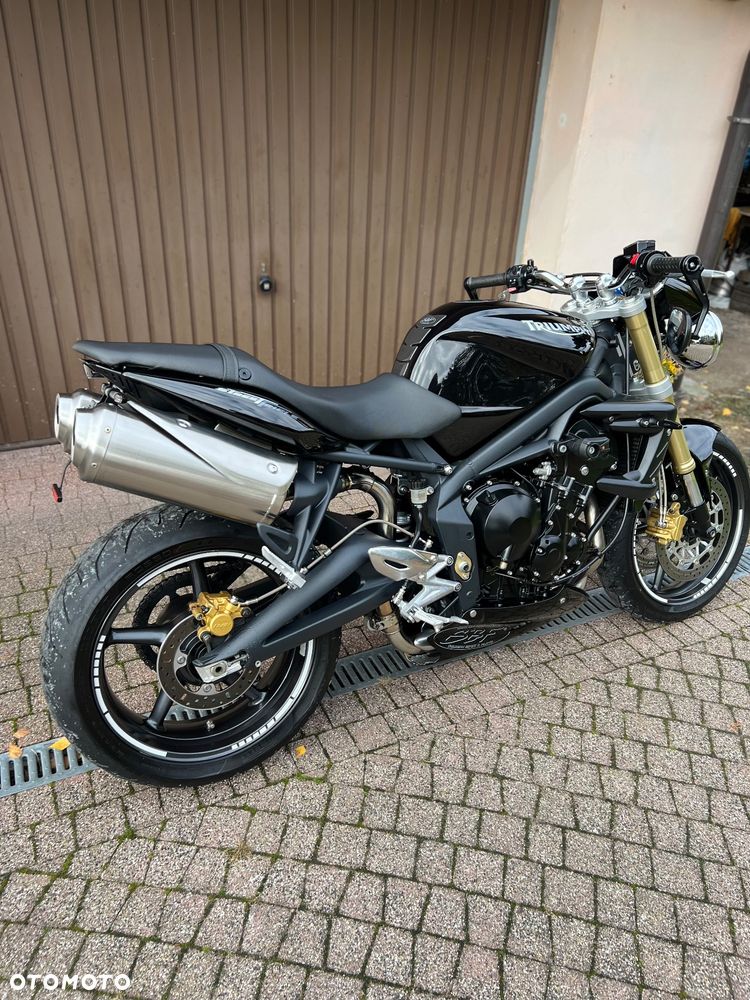 Triumph Street Triple - 3
