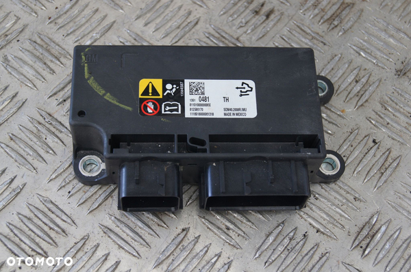 Chevrolet Camaro VI sensor sterownik airbag 2017