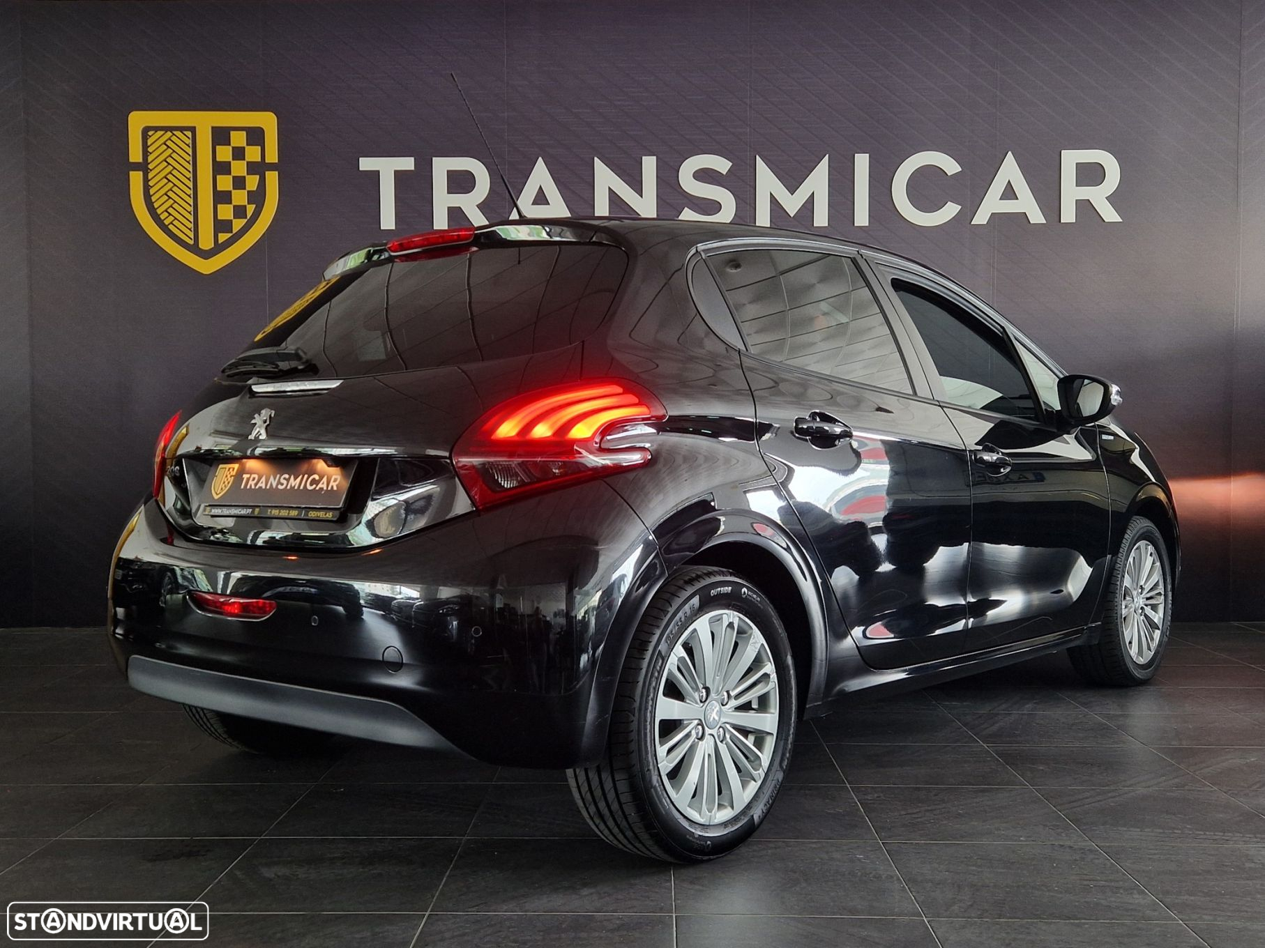 Peugeot 208 1.2 PureTech Style - 4