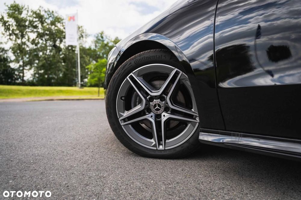 Mercedes-Benz CLA - 10