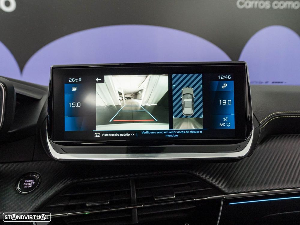 Peugeot 2008 1.2 PureTech GT - 32