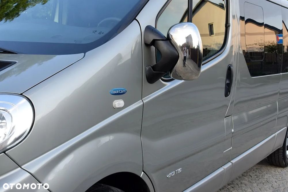 Renault Trafic Grand Passenger Pack Clim - 20