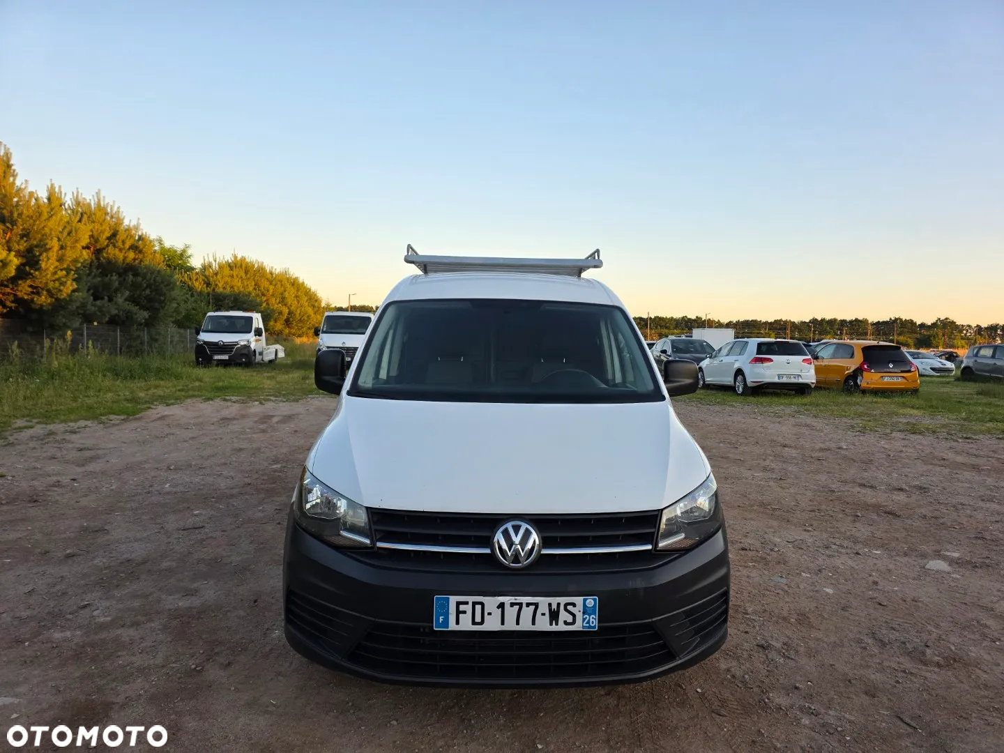 Volkswagen Caddy - 2