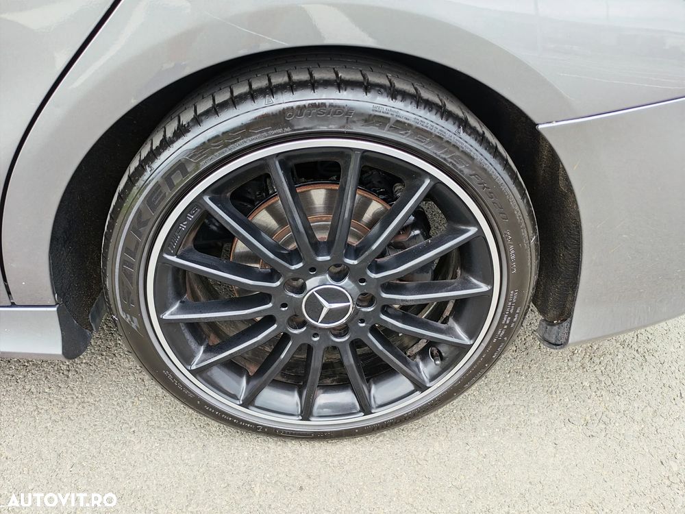 Mercedes-Benz CLA 180 d 7G-DCT AMG Line - 10