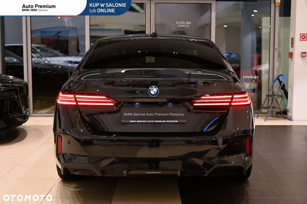 BMW Seria 5 520d mHEV M Sport - 6