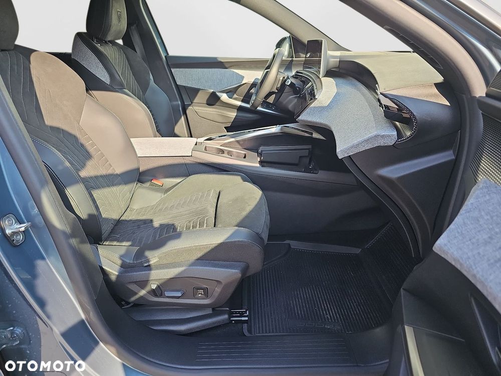 Peugeot 5008 - 13