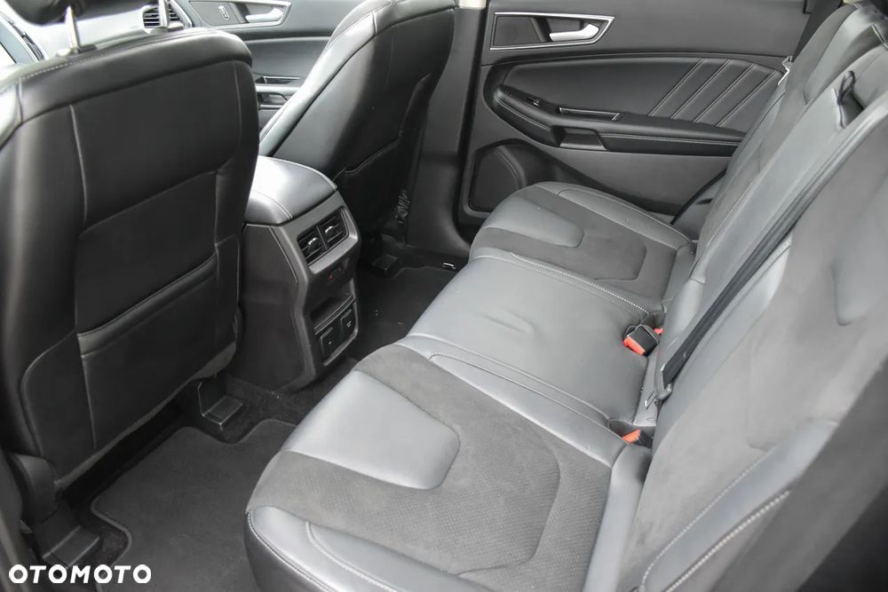 Ford Edge 2.0 TDCi Bi-Turbo 4x4 ST-LINE - 37