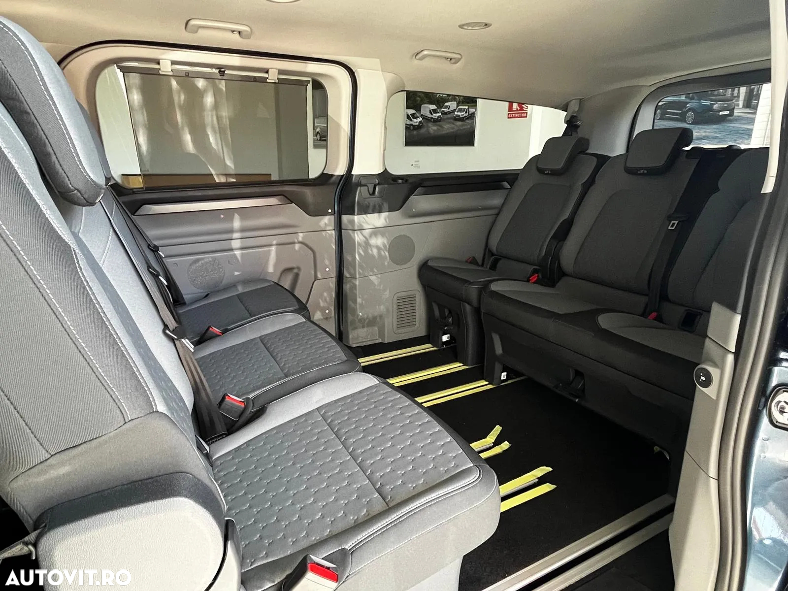 Ford Tourneo Custom Bus 320L 2.0 EcoBlue 136 CP 8AT L2H1 FWD Titanium - 6