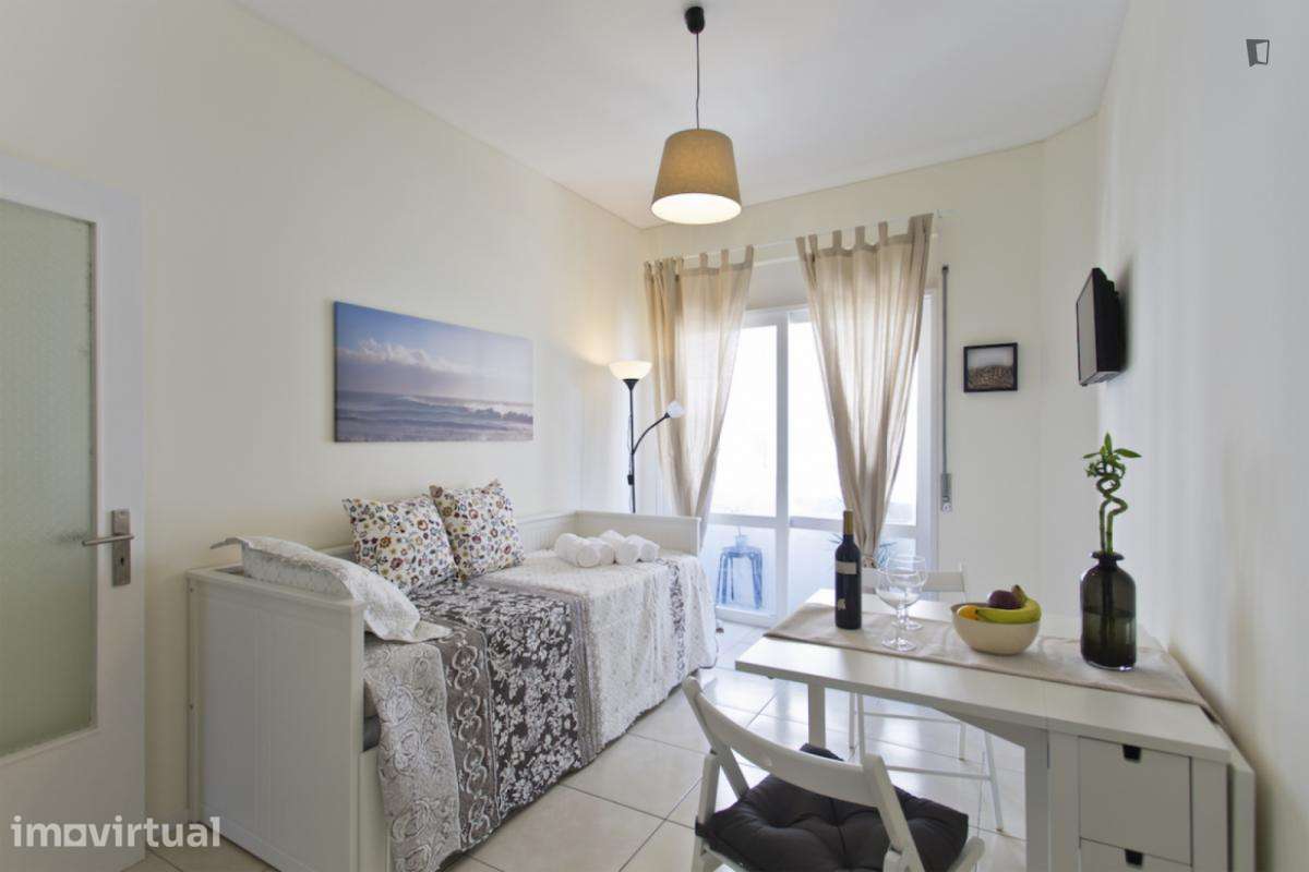 Apartamento com 1 quartos - localizado em Santo Ildefonso Porto - Grande imagem: 3/23