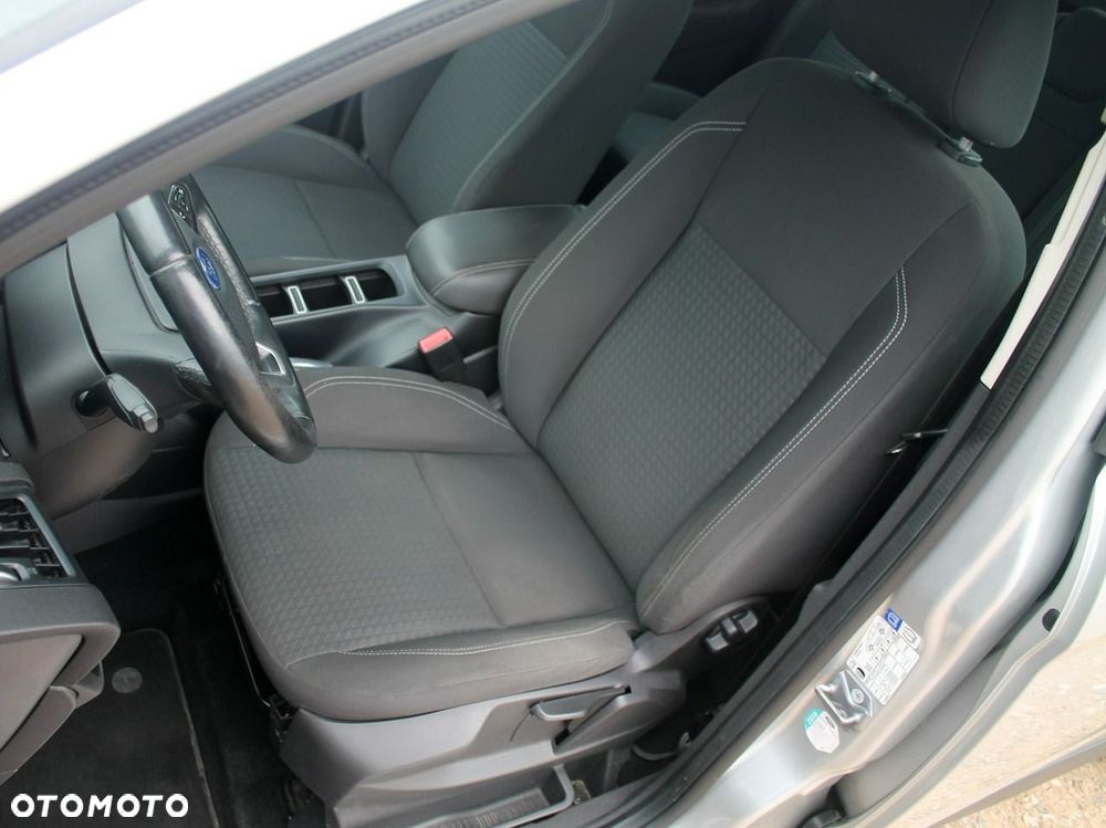 Ford Grand C-MAX - 28