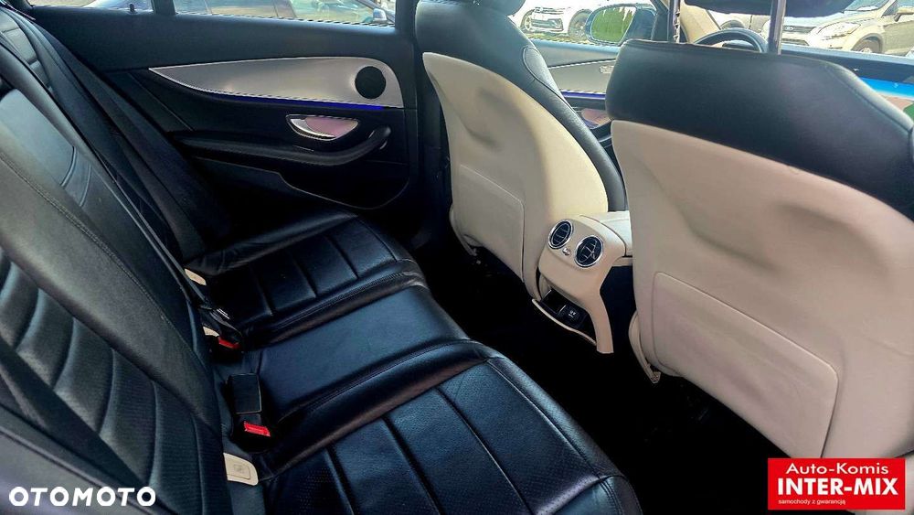 Mercedes-Benz Klasa E 200 d 9G-TRONIC - 39