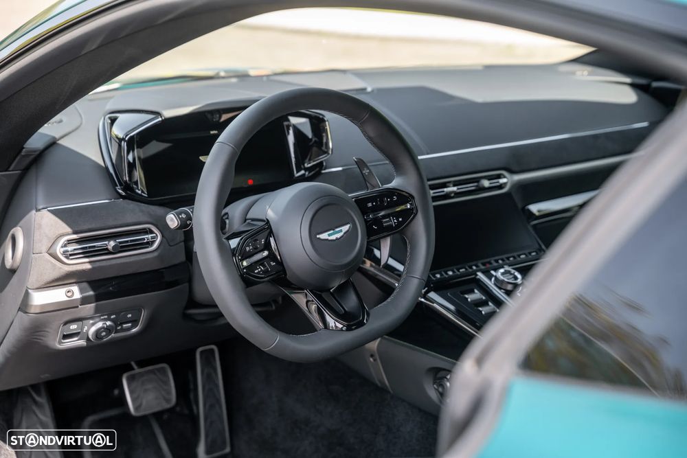Aston Martin Vantage Coupe V8 - 12