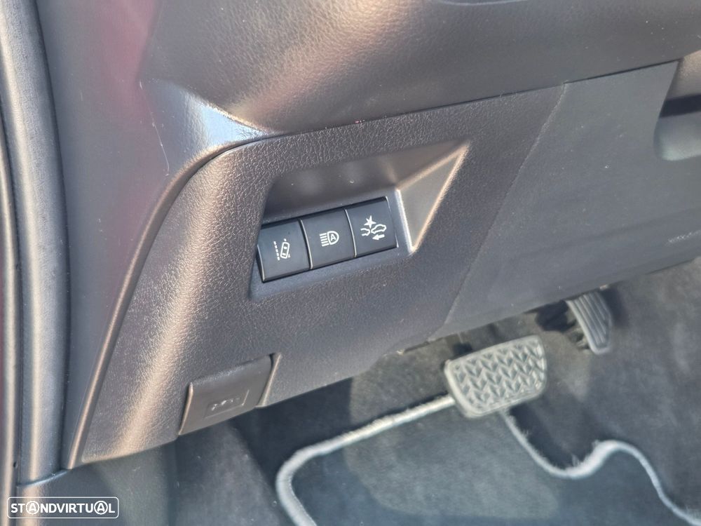 Toyota Yaris 1.5 HSD 20 Anos - 13
