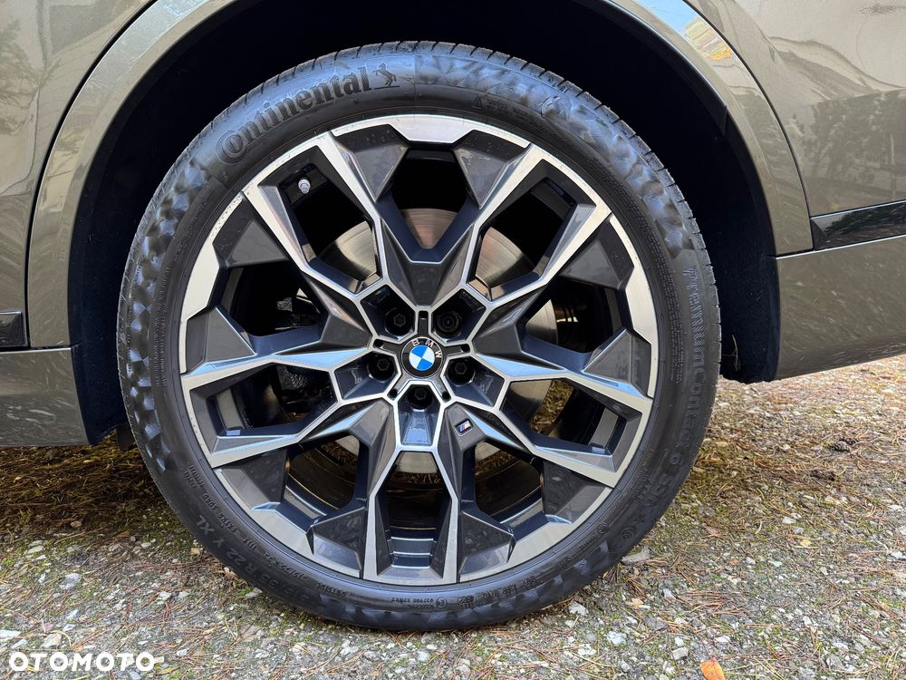 BMW X7 M50i sport - 21