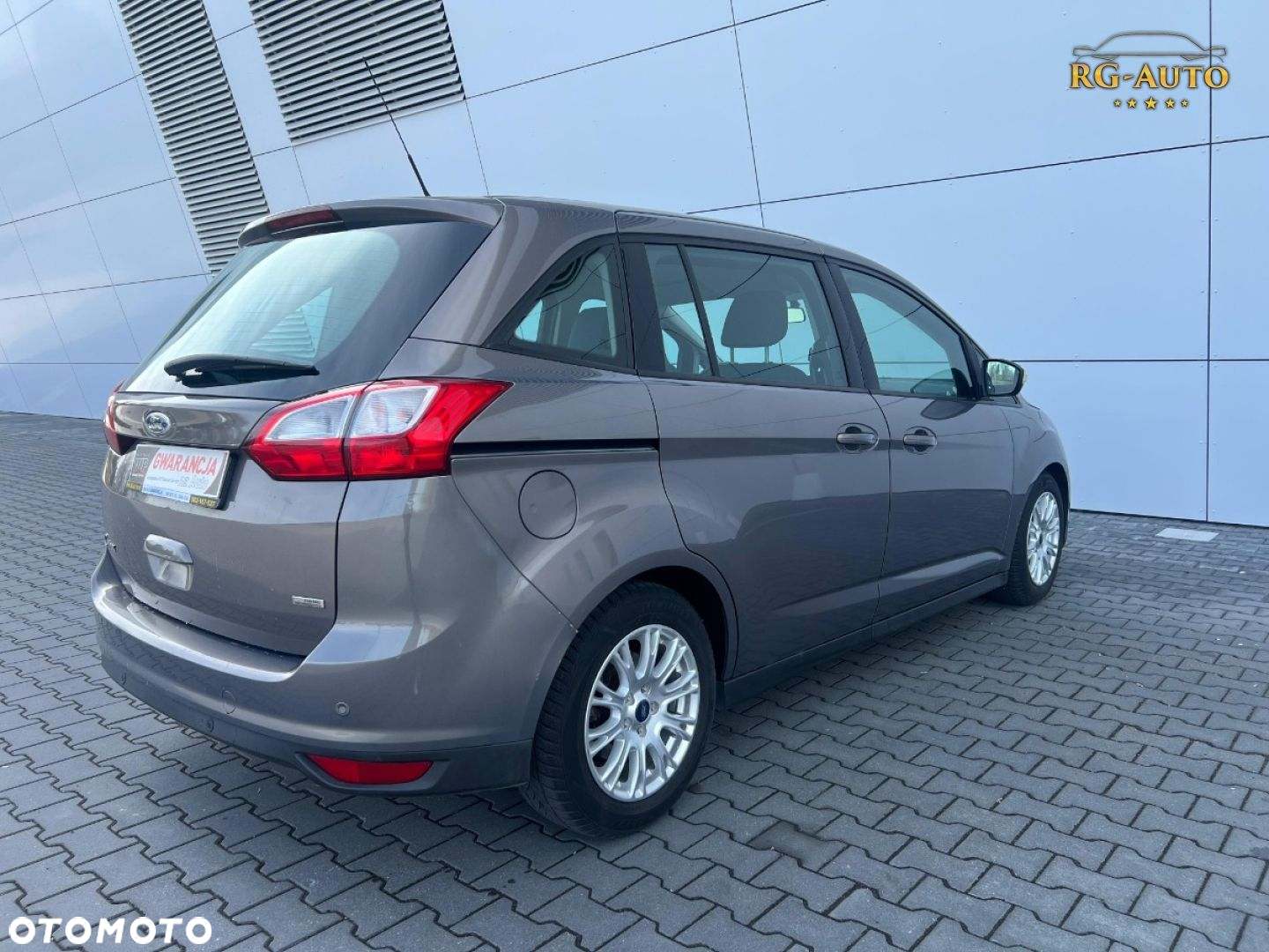 Ford Grand C-MAX - 18