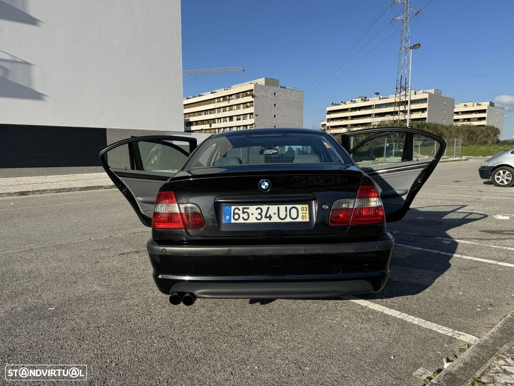 BMW 320 d Sport - 16