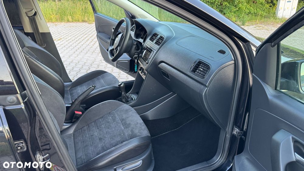 Volkswagen Polo 1.0 Trendline Perfectline - 16