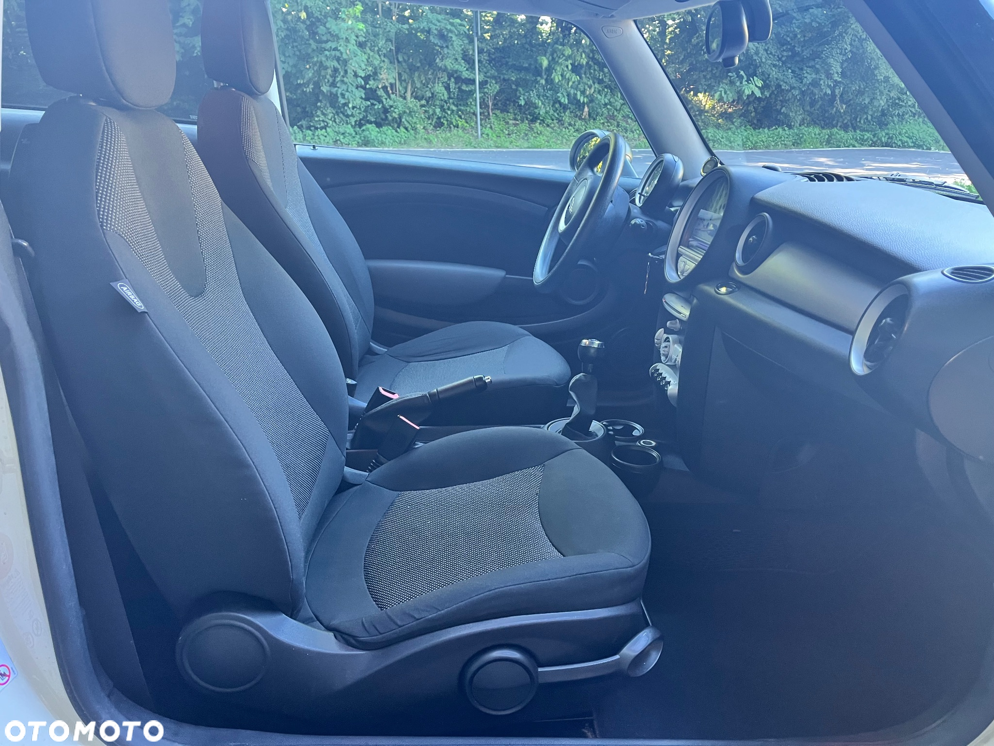 MINI ONE Standard - 10