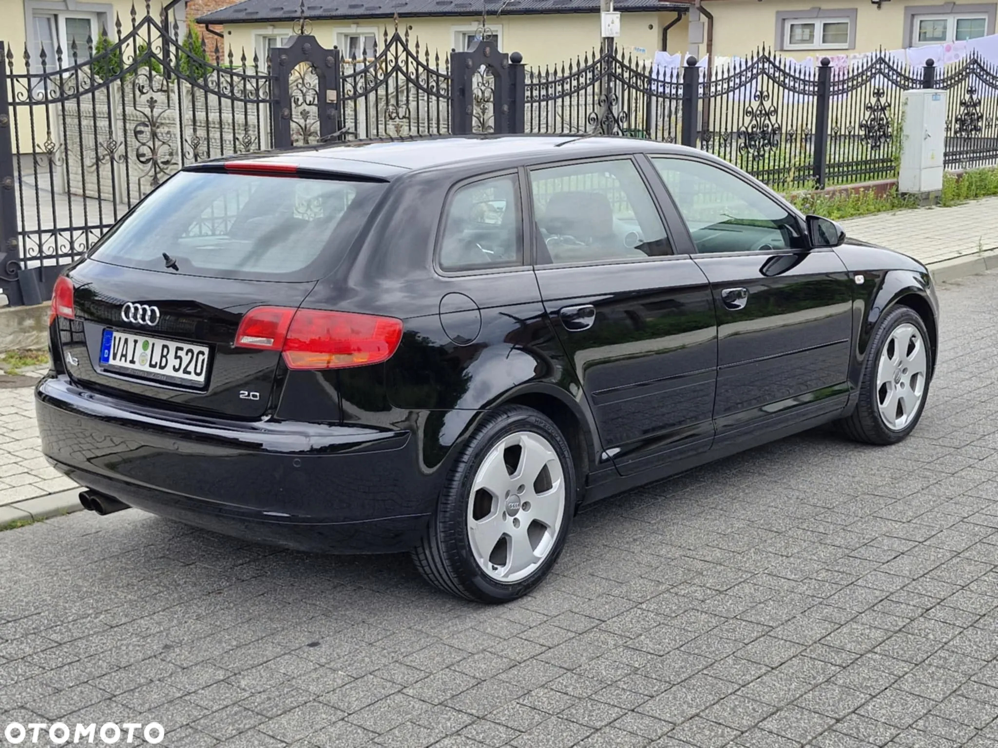 Audi A3 2.0 FSI Attraction - 4