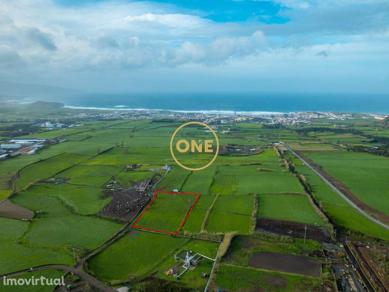 Terreno - Grande imagem: 2/7