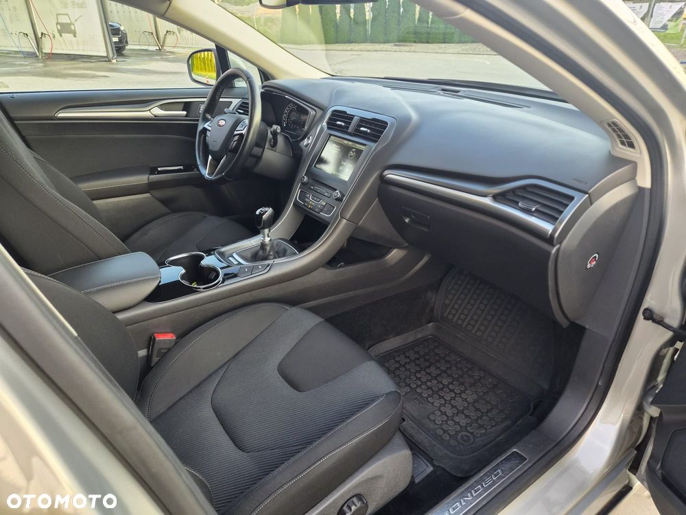Ford Mondeo - 4