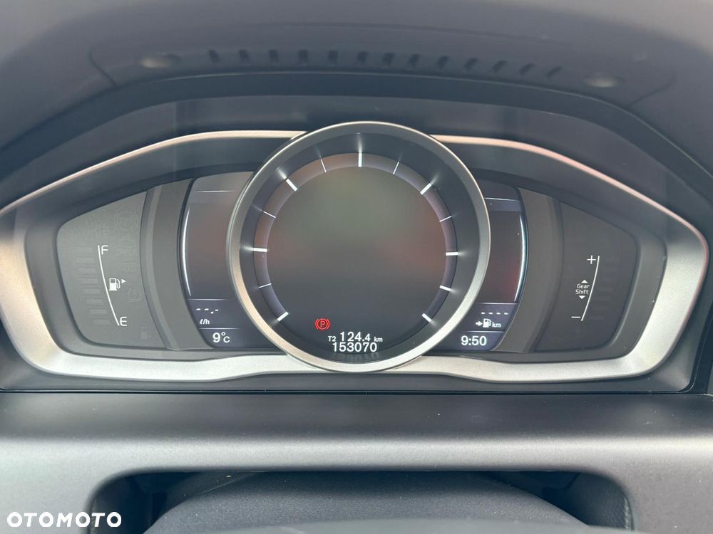 Volvo XC 60 D4 Drive-E Ocean Race - 8