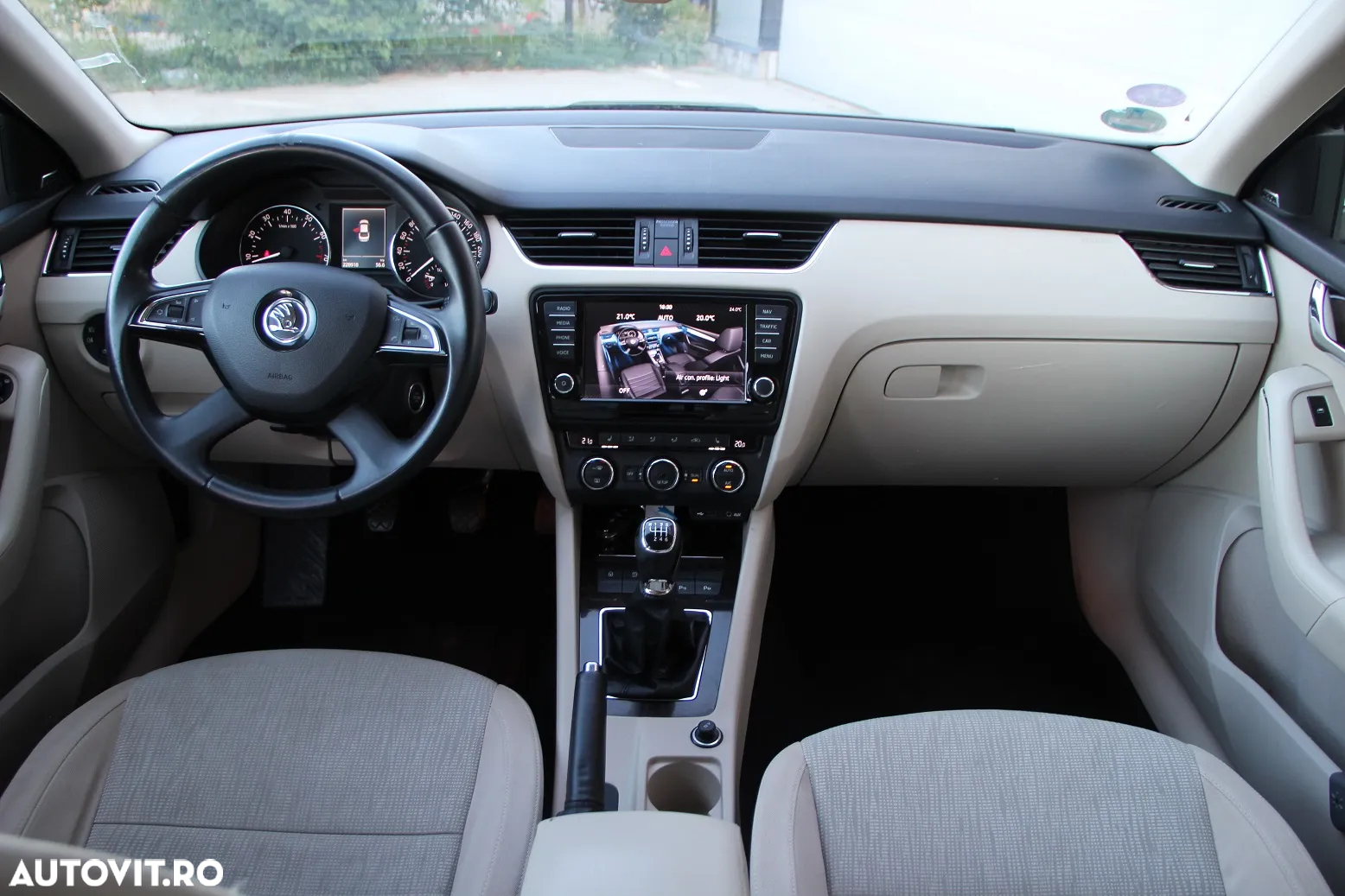 Skoda Octavia 1.2 TSI Business - 8
