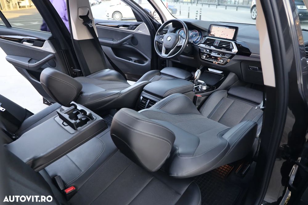 BMW X3 xDrive20d AT xLine - 10