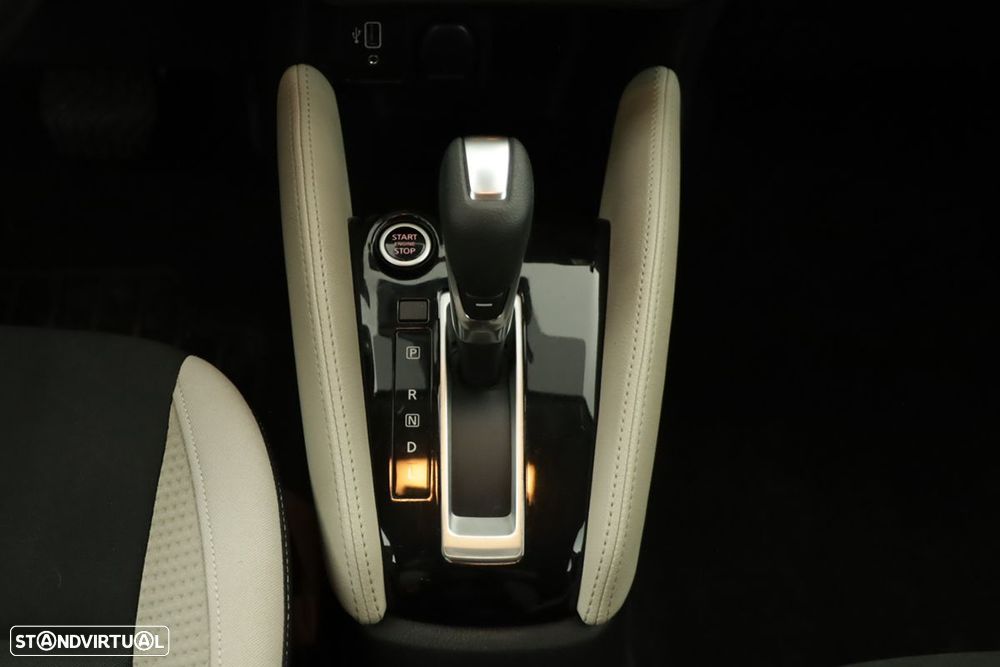 Nissan Micra 1.0 IG-T Tekna CVT - 14
