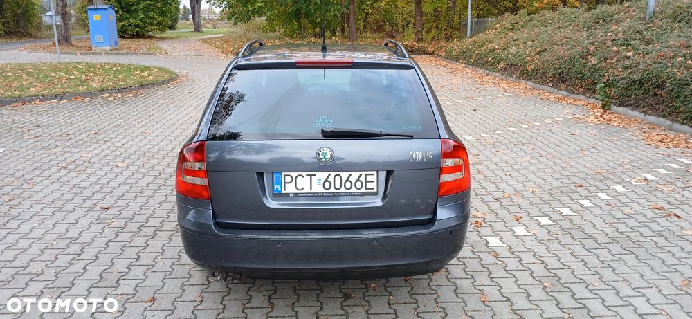 Skoda Octavia 2006 photo 5