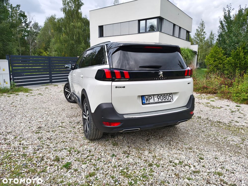 Peugeot 5008 - 5
