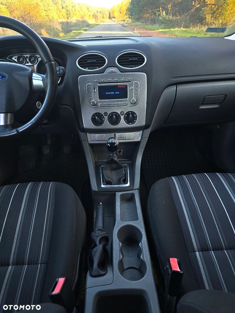 Ford Focus 1.6 TDCi Style - 10